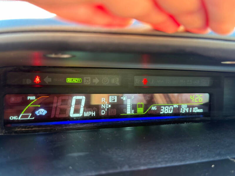 2012 Toyota Prius v Two