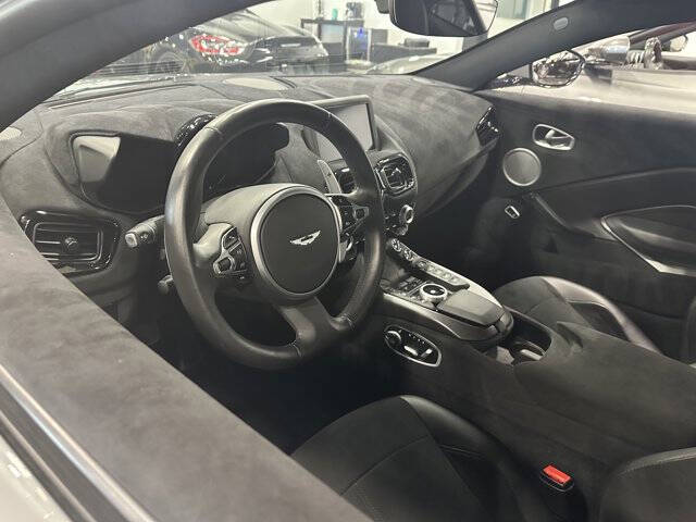 2021 Aston Martin Vantage