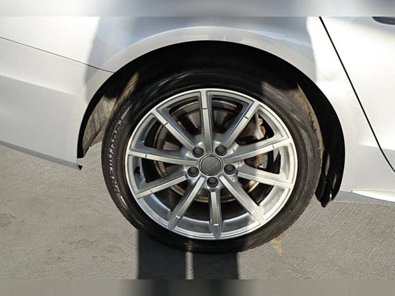 2015 Audi A4 2.0T quattro Premium