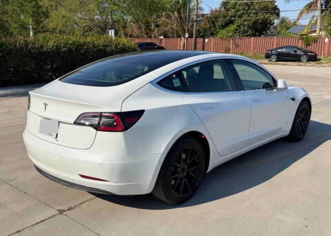 2021 Tesla Model 3 Standard Range Plus