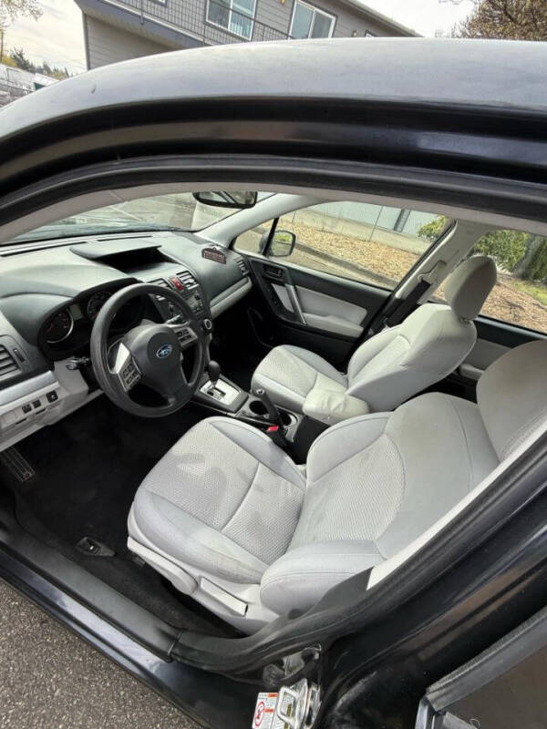 2014 Subaru Forester 2.5i