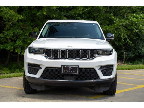 2022 Jeep Grand Cherokee Laredo