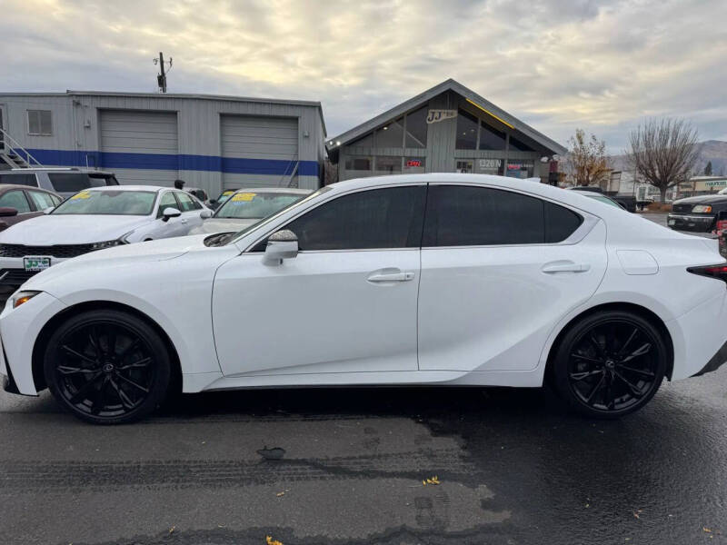 2021 Lexus IS 300