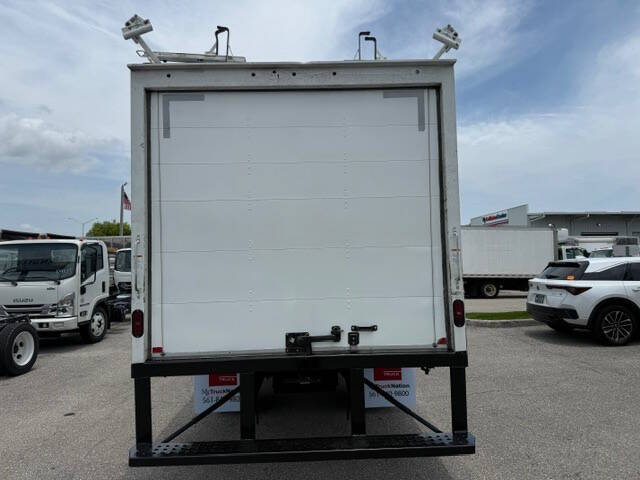 2020 Isuzu NPR-HD