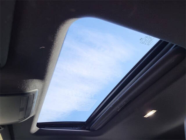 2025 Mazda Mazda3 Hatchback 2.5 S Preferred