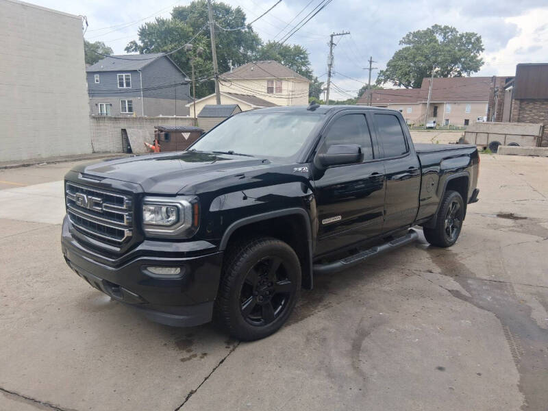 2017 GMC Sierra SLE 4x4 Double Cab Standard Box's photo