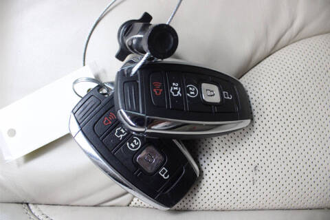 2019 Lincoln Nautilus Select