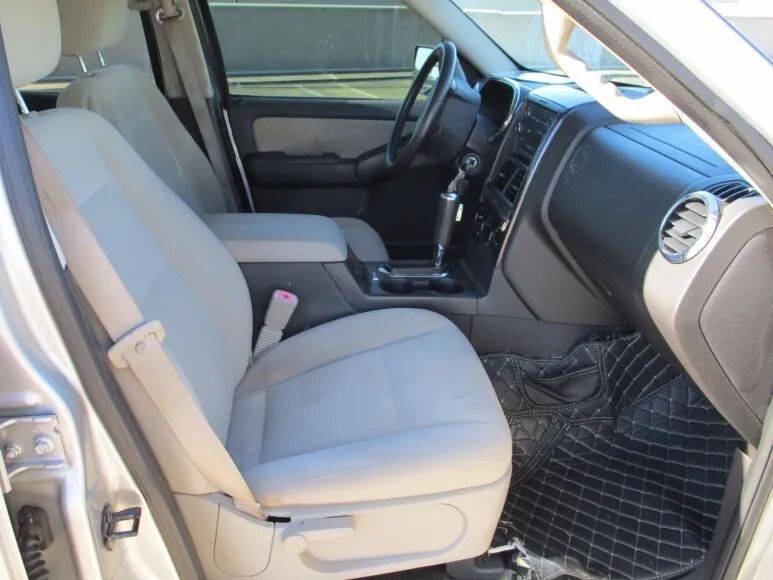 2008 Ford Explorer Sport Trac XLT