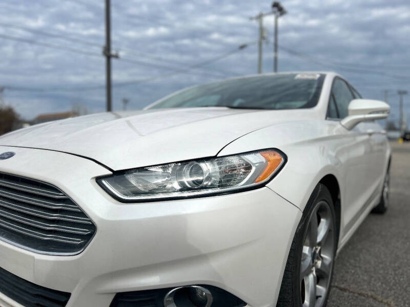 2014 Ford Fusion SE