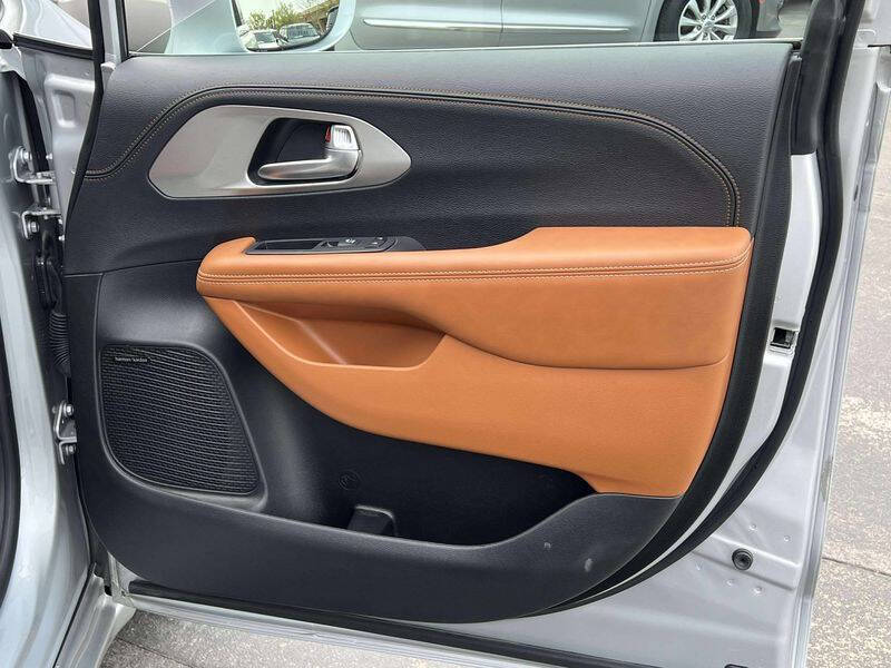 2024 Chrysler Pacifica Pinnacle