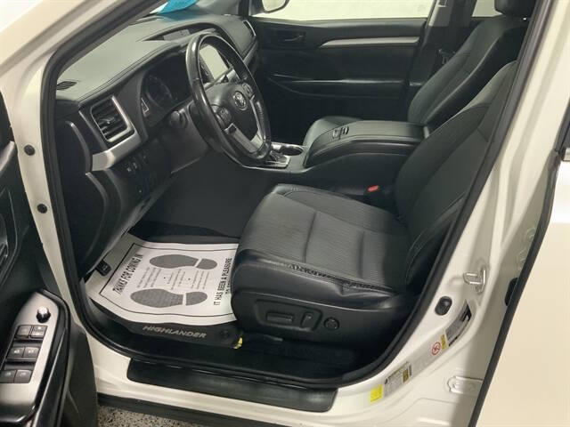 2018 Toyota Highlander LE