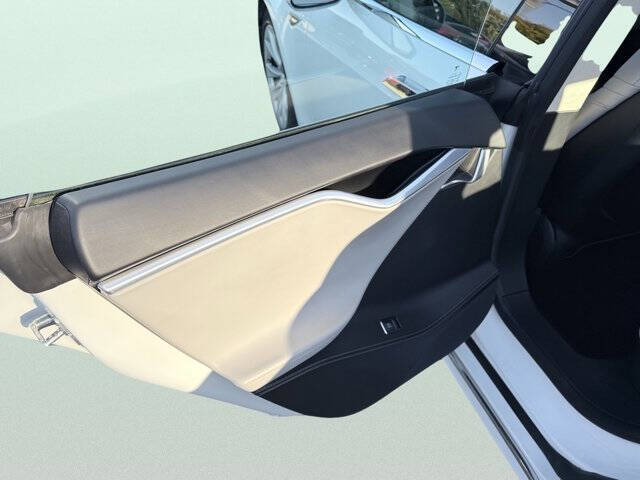 2016 Tesla Model S 60