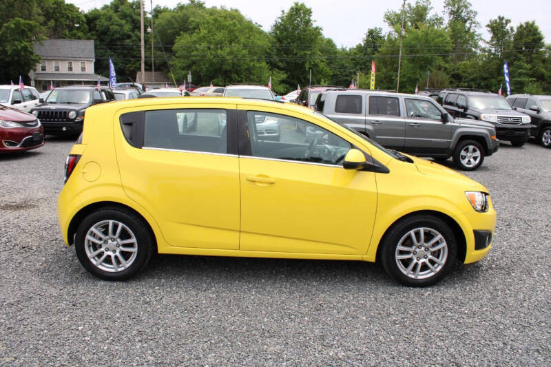 2016 Chevrolet Sonic LT Manual