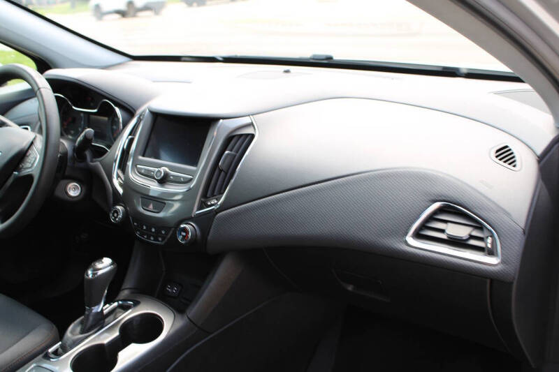 2019 Chevrolet Cruze LS
