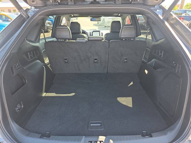 2022 Ford Edge ST