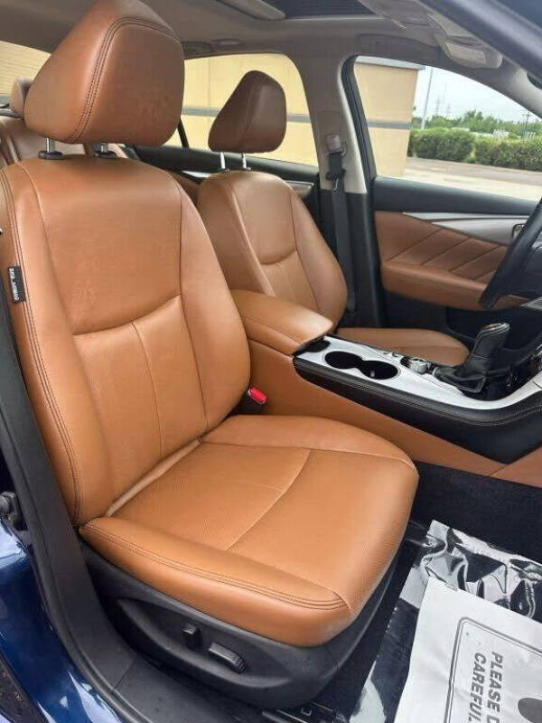 2024 Infiniti Q50 Luxe