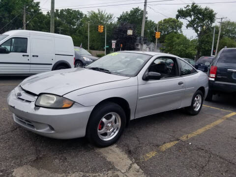 2004 Chevrolet Cavalier for sale at DALE'S AUTO INC in Mount Clemens MI