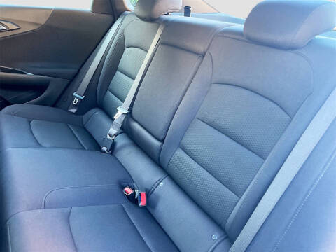 2025 Chevrolet Malibu LT