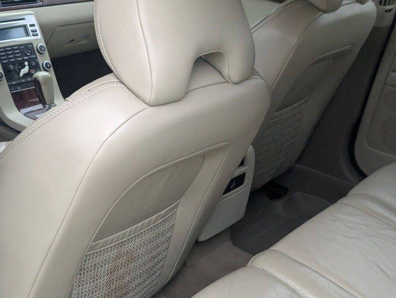 2008 Volvo XC70 3.2