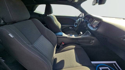 2022 Dodge Challenger SXT