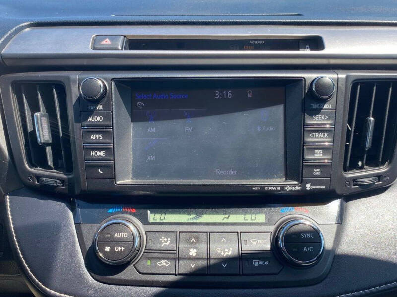2016 Toyota RAV4 XLE