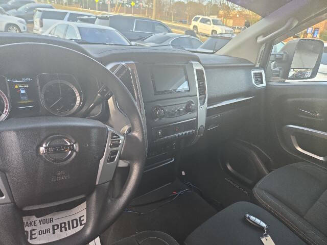 2017 Nissan Titan XD SV