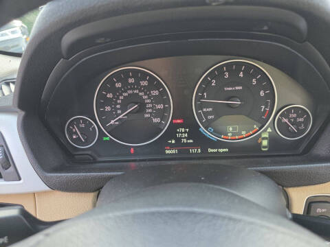 2012 BMW 3 Series 328i