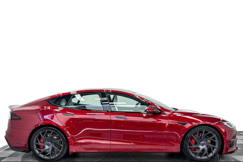 2026 Tesla Model S Plaid