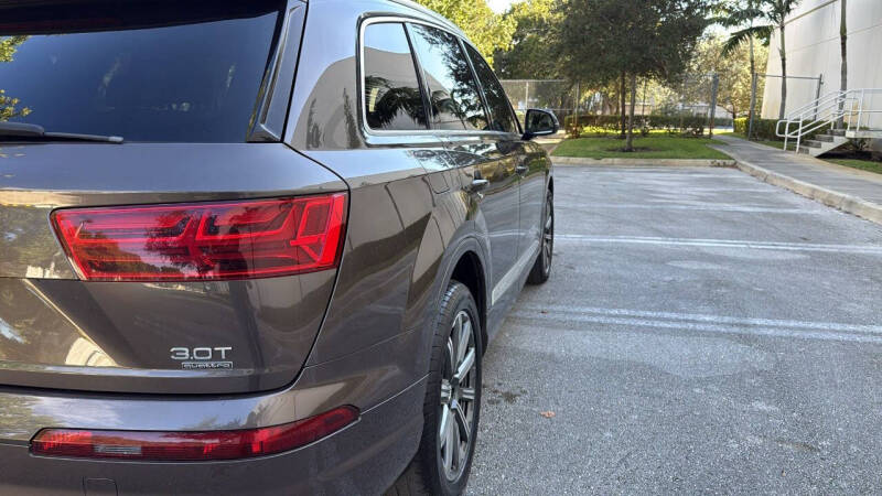 2017 Audi Q7 3.0T quattro Premium Plus