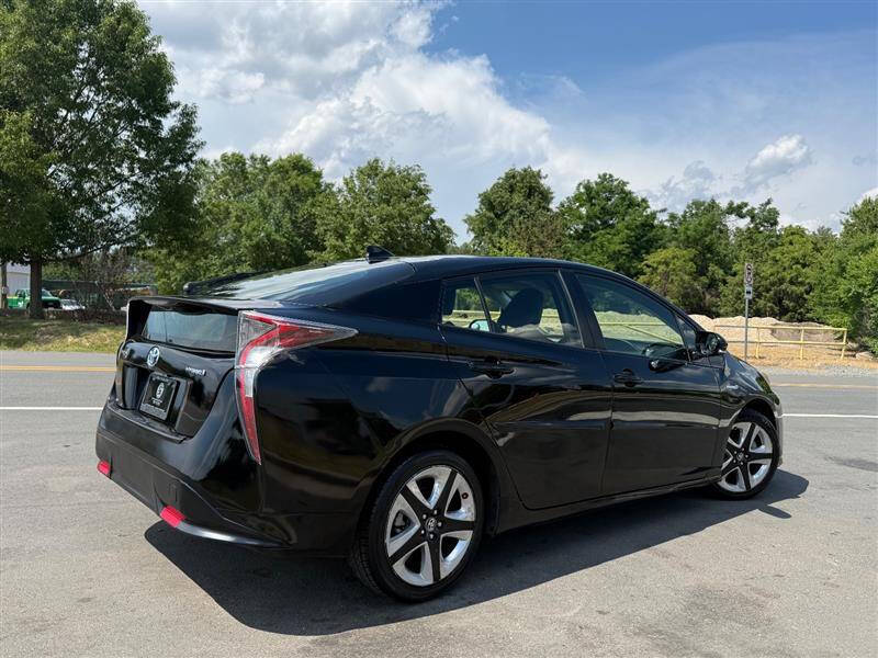 2017 Toyota Prius Three Touring