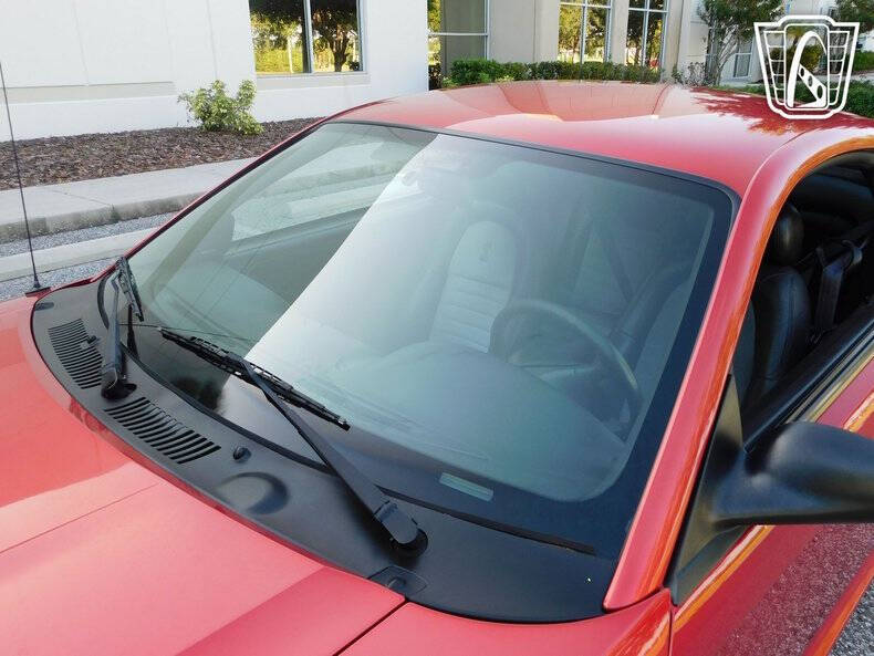 2001 Ford Mustang SVT Cobra