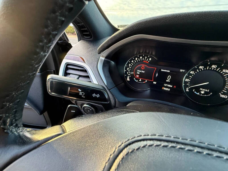 2017 Lincoln MKZ Select