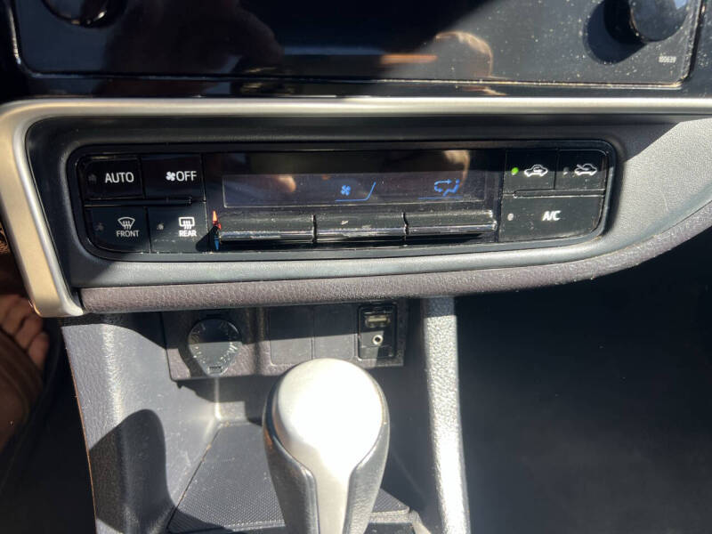 2017 Toyota Corolla LE