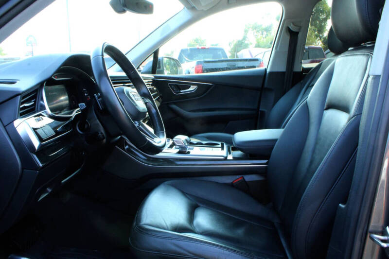 2022 Audi Q7 quattro Premium Plus 55 TFSI