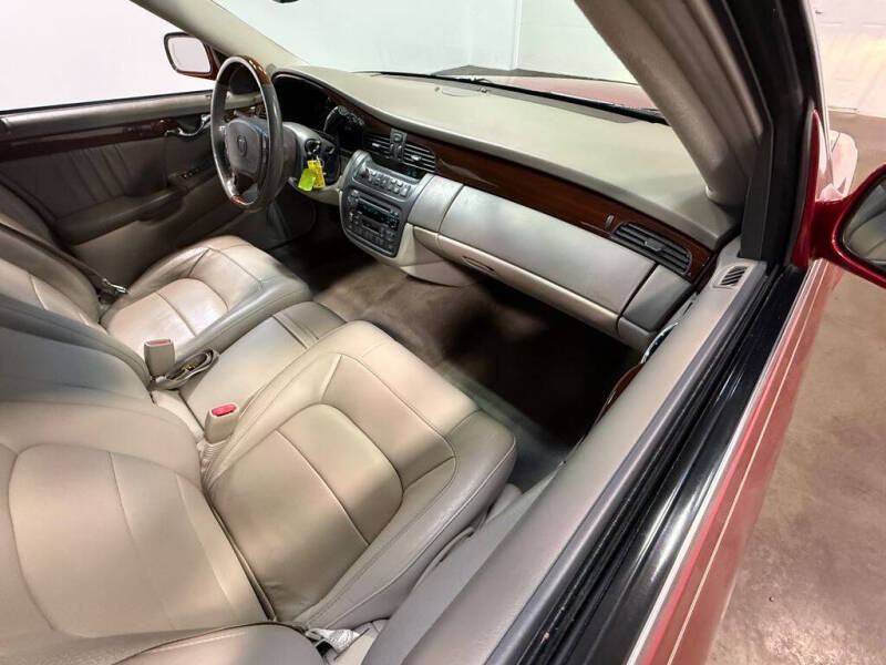 2005 Cadillac DeVille DHS
