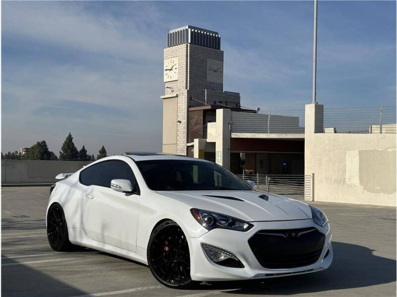 2016 Hyundai Genesis Coupe Ultimate photo 19