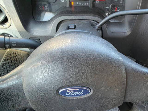 2011 Ford E-Series E-350 SD