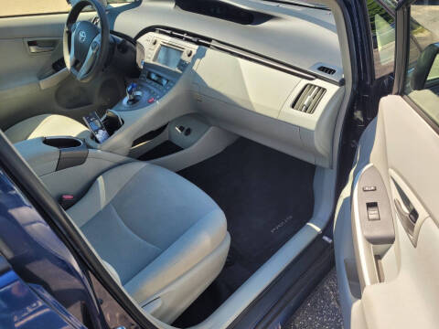 2014 Toyota Prius Two