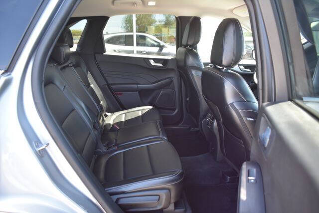 2023 Ford Escape Platinum