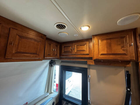 2018 Tiffin Allegro RED