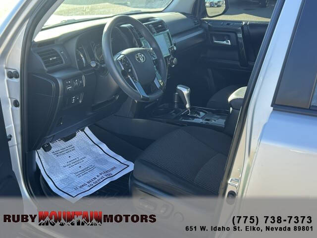 2022 Toyota 4Runner TRD Off-Road