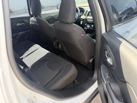 2019 Jeep Cherokee Latitude