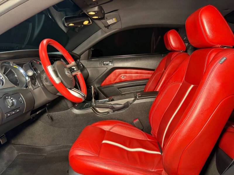 2011 Ford Mustang