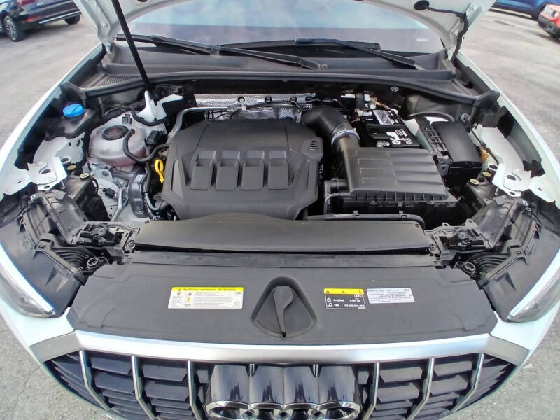 2021 Audi Q3 quattro S line Premium 45 TFSI