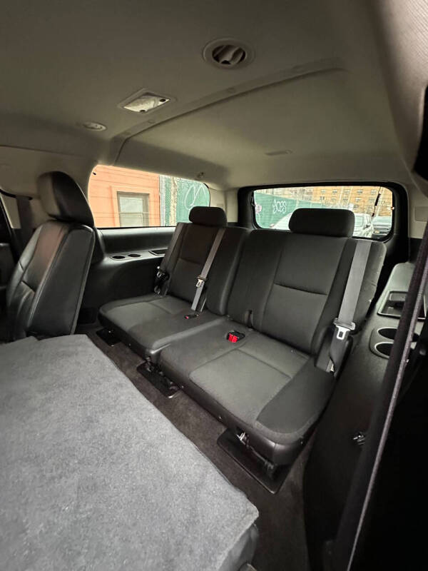 2014 Chevrolet Suburban LS