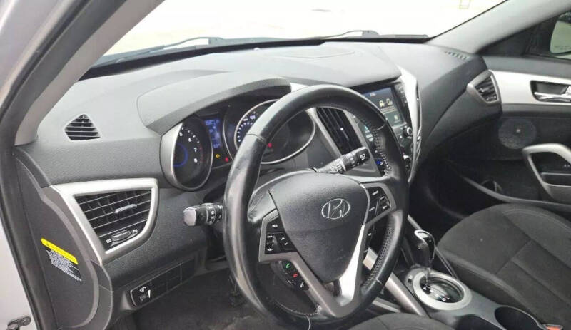 2017 Hyundai Veloster