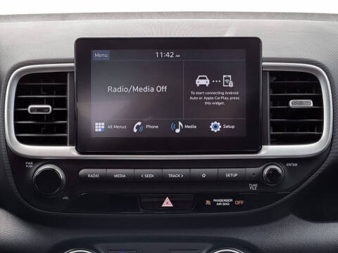 2026 Hyundai Venue SE