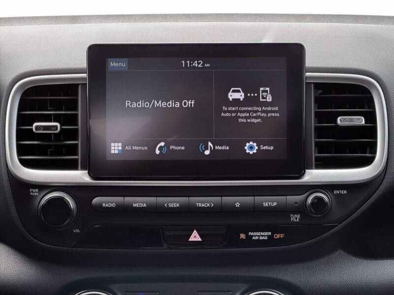 2026 Hyundai Venue SE