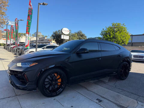 2023 Lamborghini Urus S