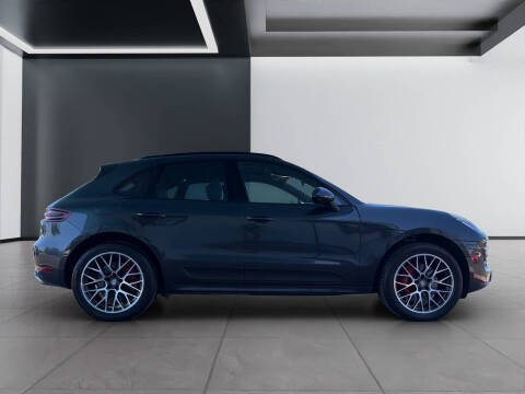 2017 Porsche Macan Turbo